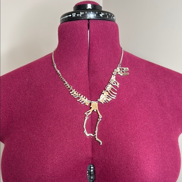 Jewelry - Silver Dinosaur Skeleton Necklace